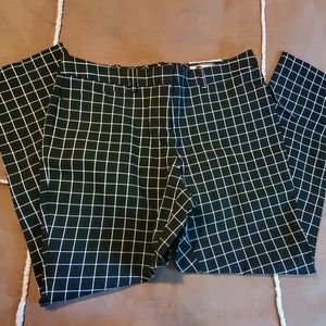 New Worthington cropped trousers, black and white windowpane print